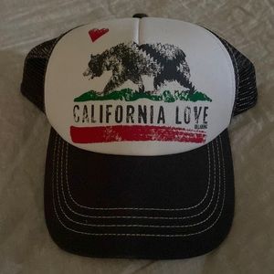 NEW Billabong California Snap Back Hat